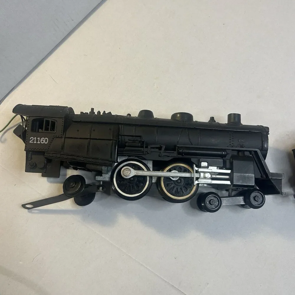 American Flyer S Gauge #21160 Reading Lines 4-4-2 Locomotive and Tender